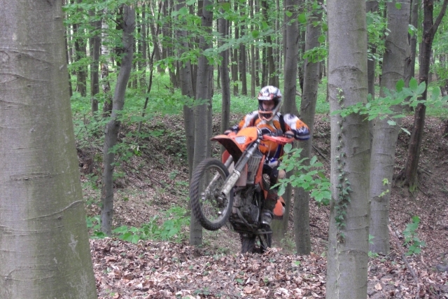 enduro 200904 action 002